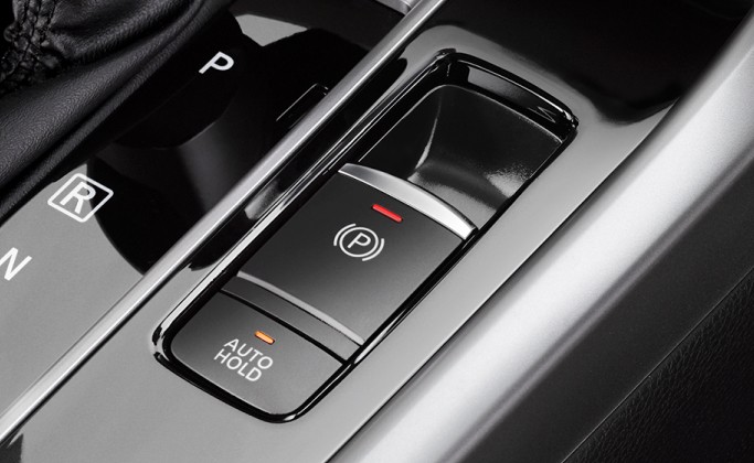 Interior New Xpander Cross