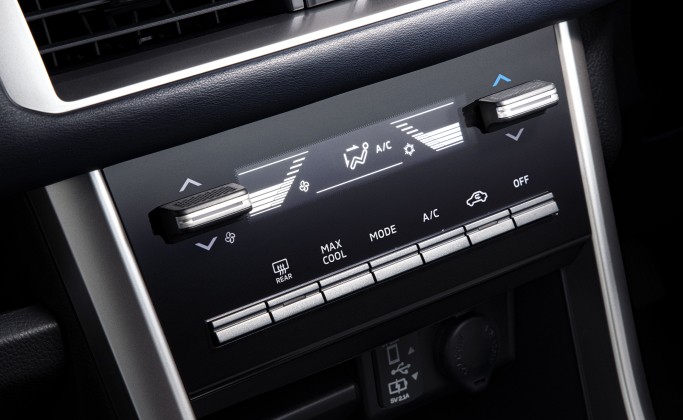 Interior New Xpander Cross